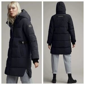 Canada Goose Bennett Parka in Navy & Black